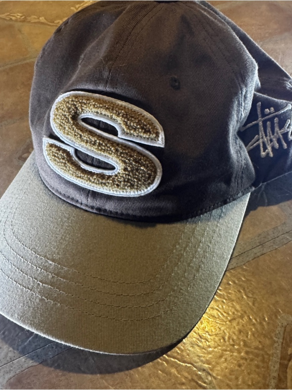 Stüssy Chenille "S" Low Pro Snapback Hat - Brown / Khaki